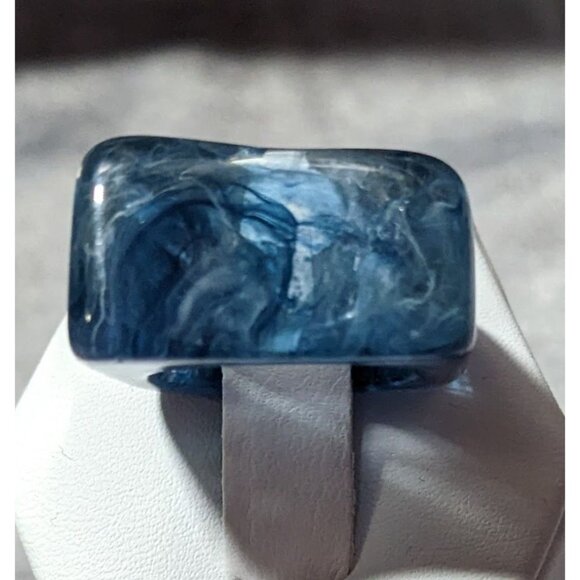 Blue Chunky Abstract Swirl Fashion Ring Size 5 1/2 - Picture 8 of 14
